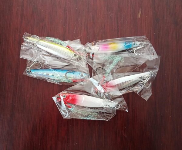 Señuelos de pesca con plantilla de metal – 28 g (Individual)